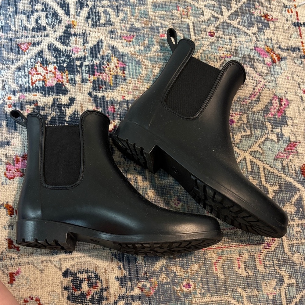 Black Chelsea Rain Boots